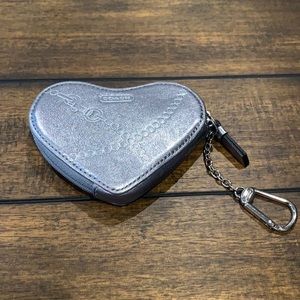 COACH CHANGE PURSE AND KEY CHAIN! Silver metallic